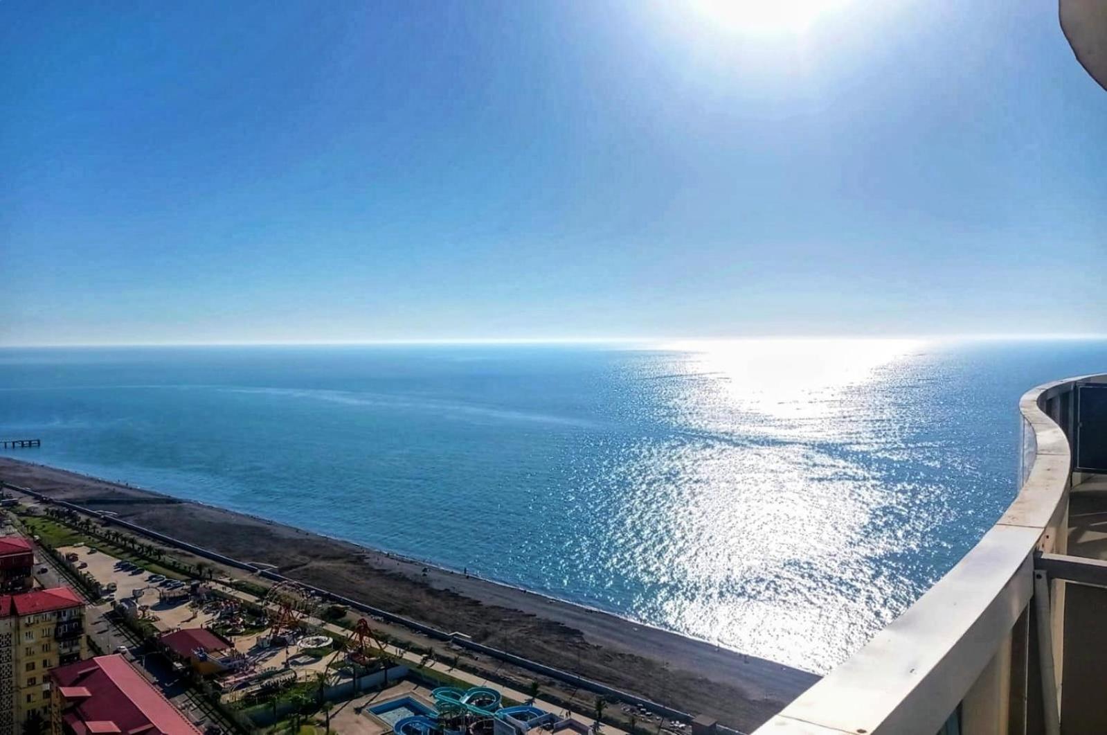 Пентхаус Apart Del Mar С Панорамным Видом 巴统 外观 照片